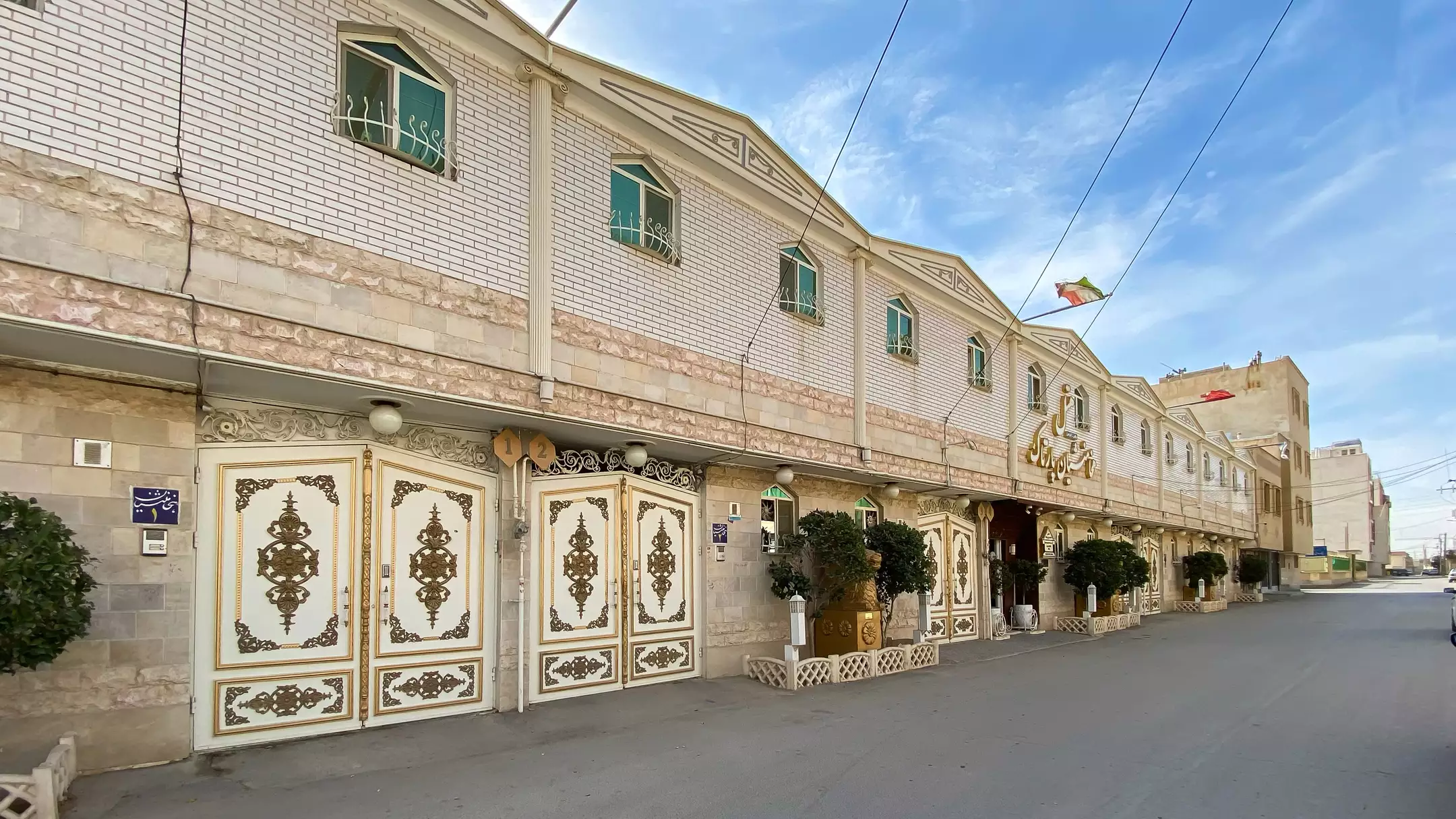 Alibaba https://cdn.alibaba.ir/ostorage/hotel-accommodation-images/670320586af0f999b10abb46_c40460b8-f70d-4de0-b0b2-38f075263d54_نمای هتل (2).webp